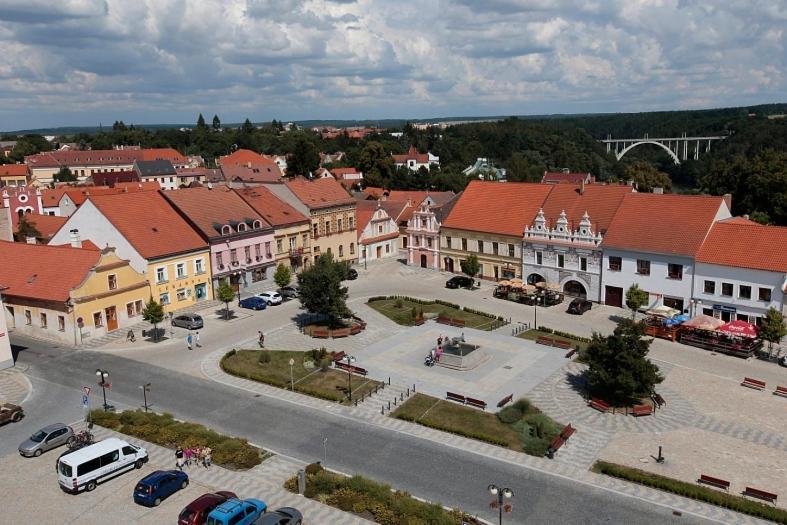 Domecek Ve Dvore Бехинє Екстер'єр фото